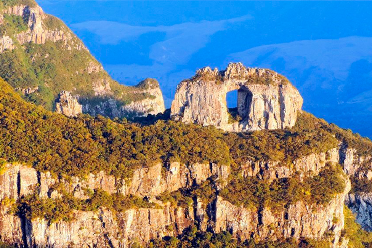 vista para montanhas de urubici em Santa Catarina 